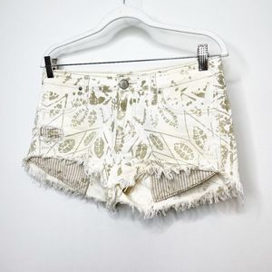 Free People Womens Tan Distressed Cutoff Denim Shorts Size 27